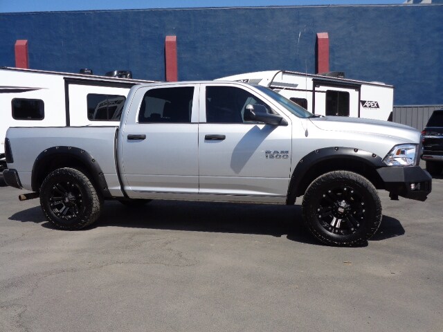 2013 Ram 1500 Tradesman photo 2