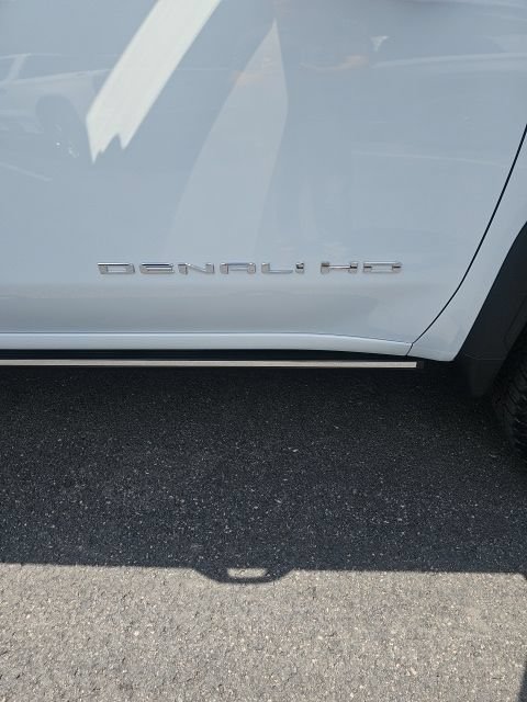 2026 GMC Sierra 2500HD Denali Ultimate - Photo 6