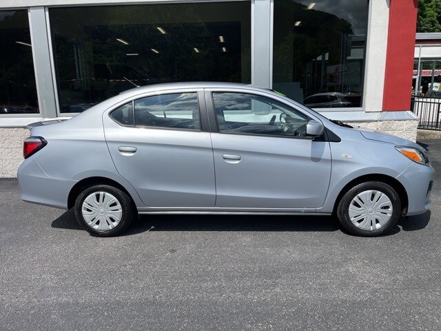 2024 Mitsubishi Mirage G4 photo 4