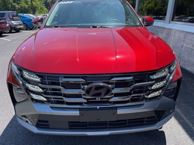 2025 Hyundai Tucson Hybrid Limited photo 3