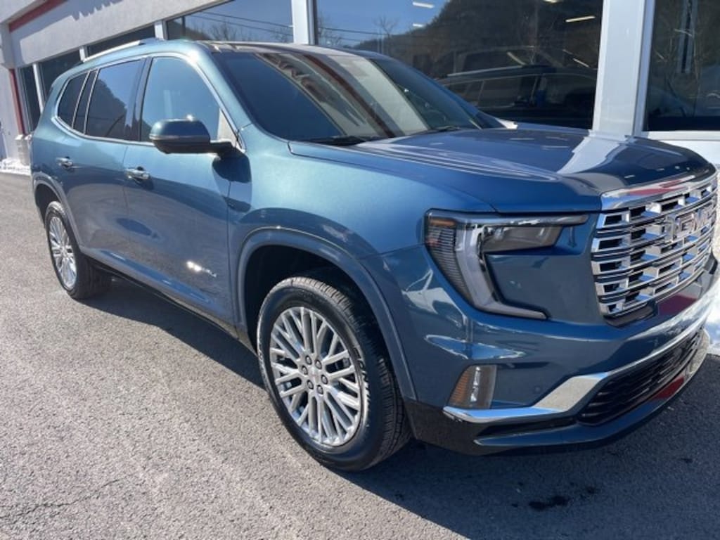 New 2026 GMC Acadia Denali SUV