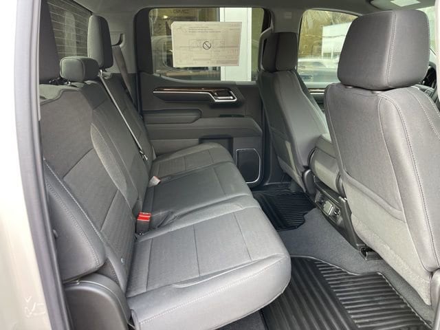 2026 GMC Sierra 1500 SLE - Photo 10