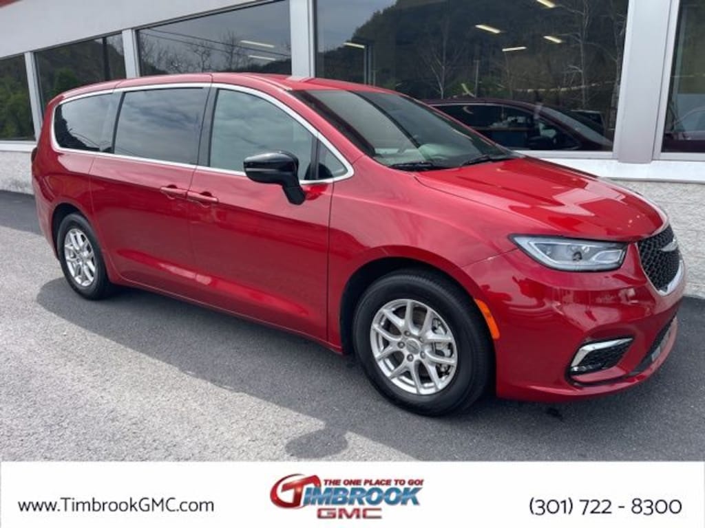 Used 2025 Chrysler Pacifica Select Minivan/Van