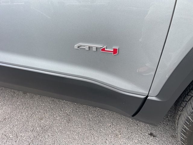 2023 GMC Acadia AT4 - Photo 5