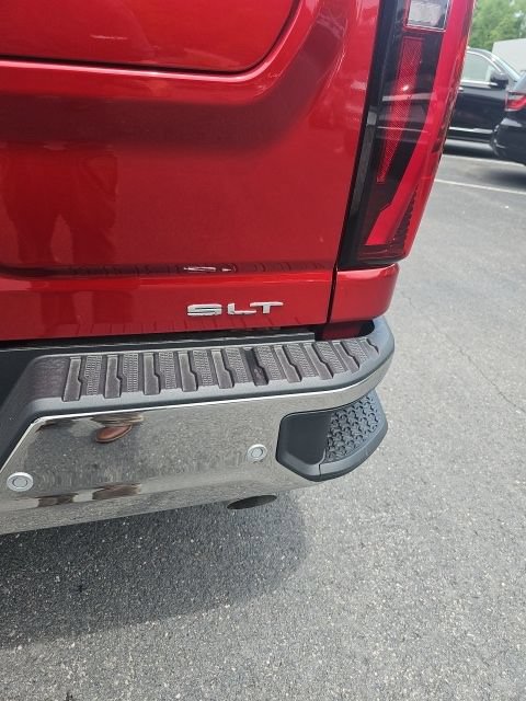 2026 GMC Sierra 2500HD SLT - Photo 9