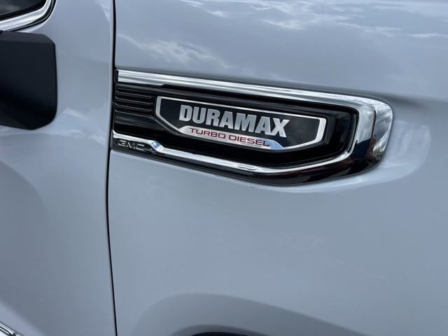 2026 GMC Sierra 1500 SLT - Photo 6