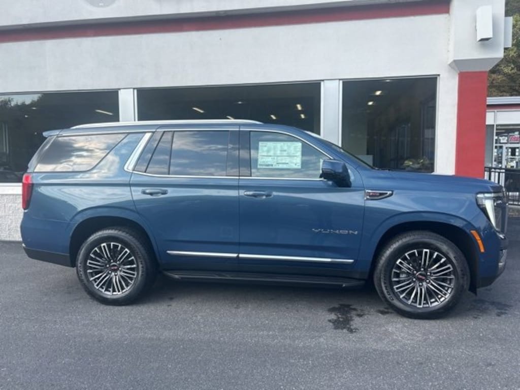 New 2025 GMC Yukon Elevation SUV