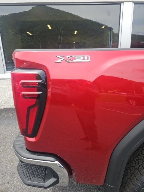 2026 GMC Sierra 2500HD SLT - Photo 7