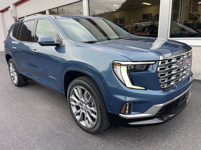 2026 Gmc Acadia Denali photo 2