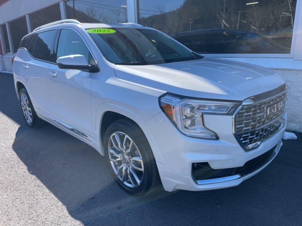Used 2022 GMC Terrain Denali SUV