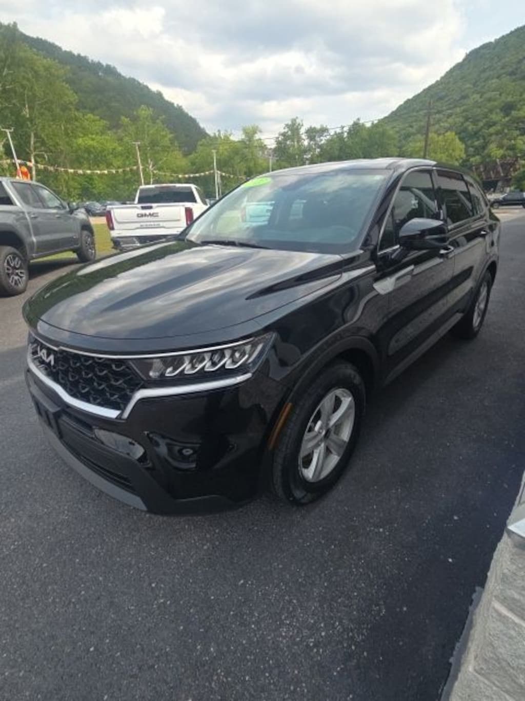 Used 2022 Kia Sorento LX SUV