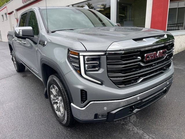 2026 GMC Sierra 1500 SLT - Photo 2