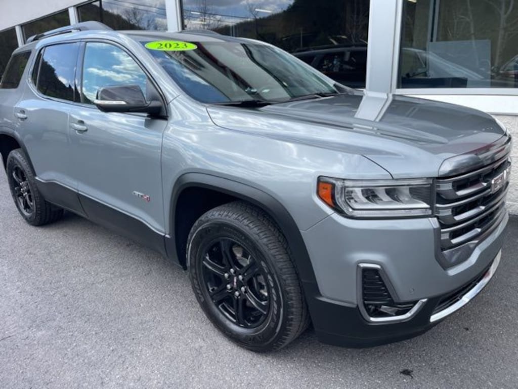 Used 2023 GMC Acadia AT4 SUV
