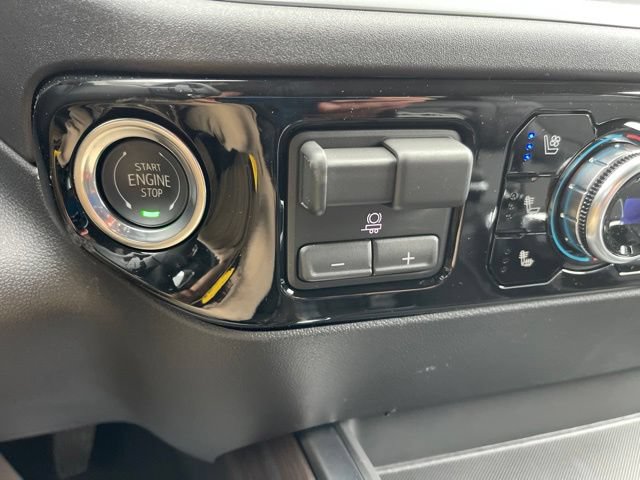 2026 GMC Sierra 1500 SLT - Photo 21