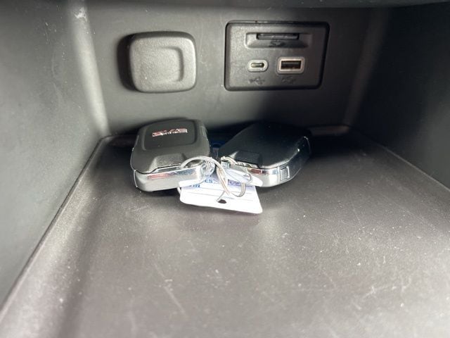 2023 GMC Acadia AT4 - Photo 29