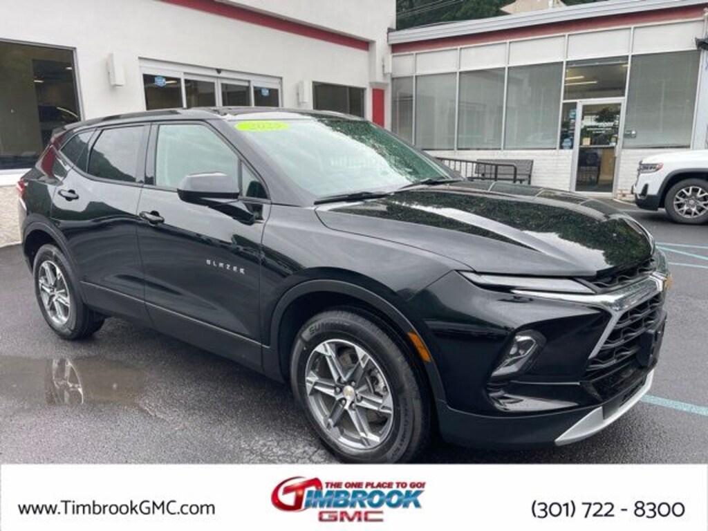 Used 2025 Chevrolet Blazer LT SUV
