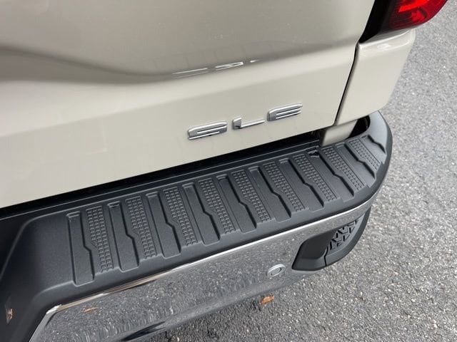 2026 GMC Sierra 1500 SLE - Photo 15