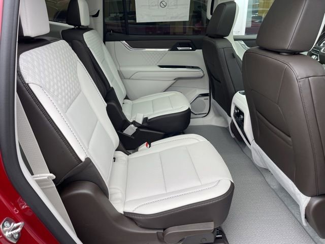 2026 GMC Acadia Denali - Photo 14
