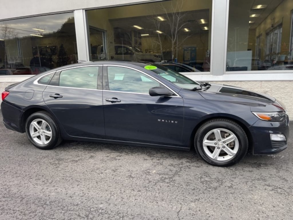 Used 2023 Chevrolet Malibu LT Sedan