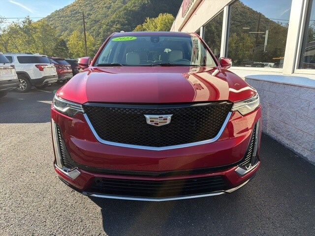 2023 Cadillac XT6 Premium Luxury photo 3