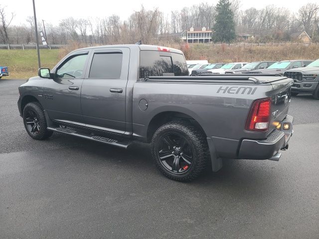 2016 Ram 1500 Sport photo 3