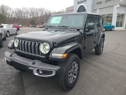 2025 Jeep Wrangler 4-DOOR SAHARA Sport Utility