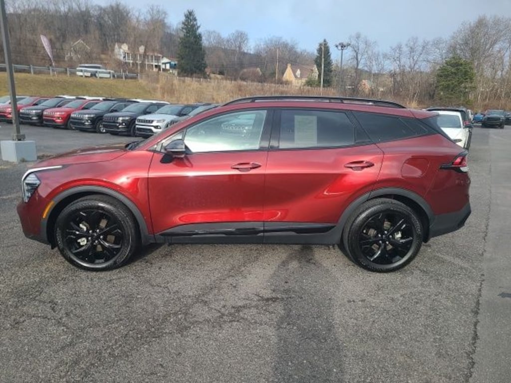 Certified 2025 Kia Sportage X-Line SUV