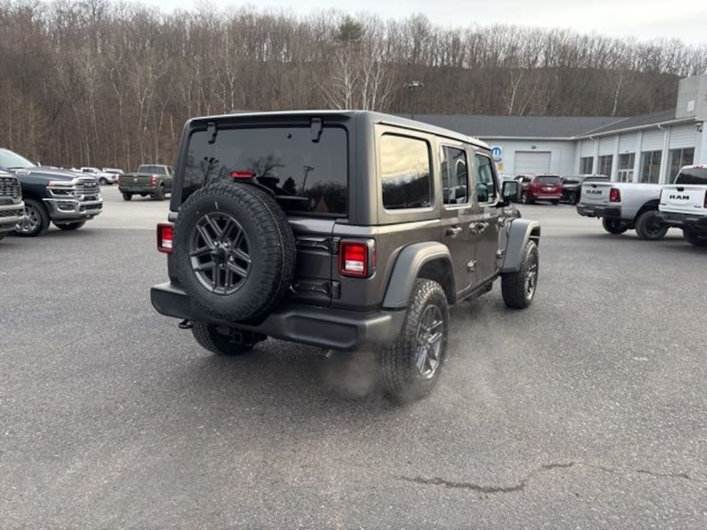 New 2026 Jeep Wrangler 4-DOOR SPORT S Sport Utility