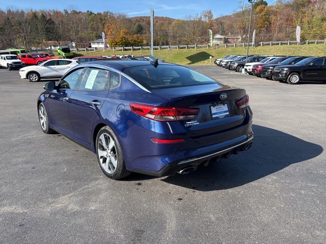 2020 Kia Optima S photo 2