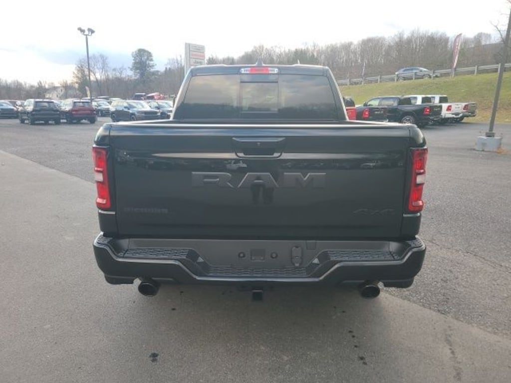 New 2026 Ram 1500 BIG HORN CREW CAB 4X4 5'7 BOX Pickup