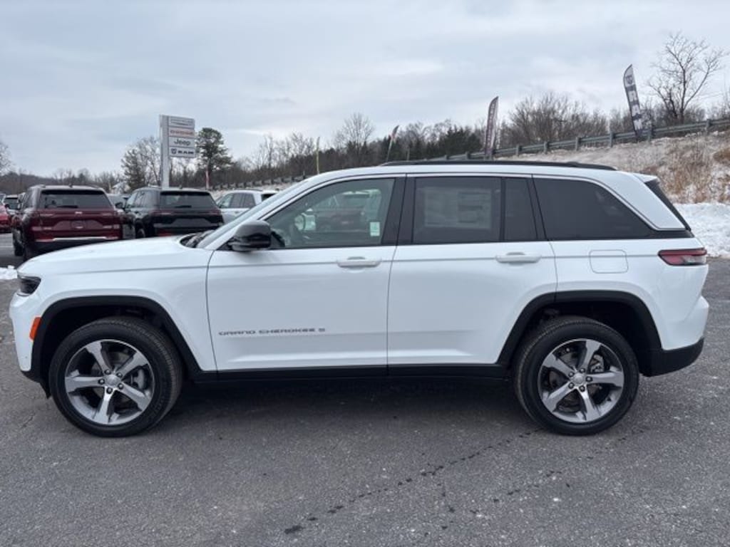 New 2026 Jeep Grand Cherokee LIMITED 4X4 Sport Utility