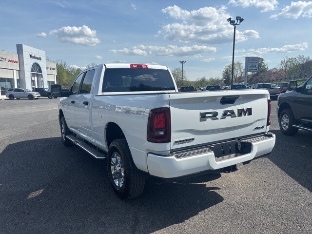 2025 Ram 2500 Big Horn photo 3