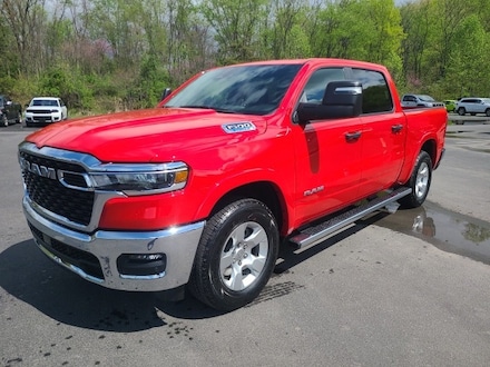 2025 Ram 1500 BIG HORN CREW CAB 4X4 5'7 BOX Pickup