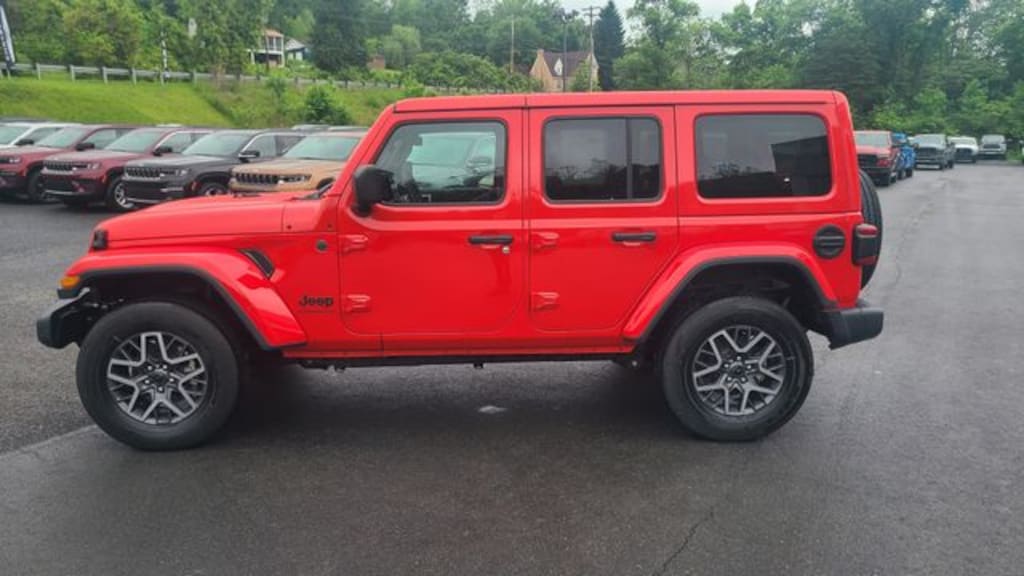 Used 2026 Jeep Wrangler Sahara SUV