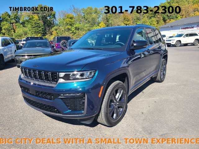 New 2027 Jeep Grand Cherokee 2 Row LIMITED 4X4 Sport Utility