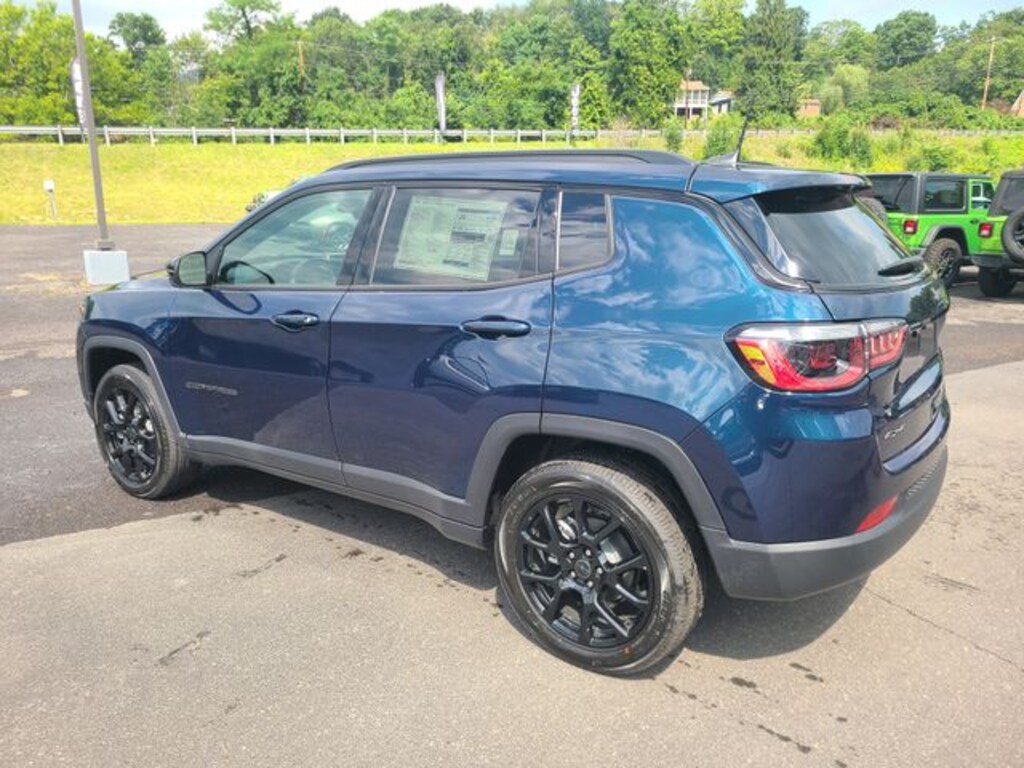 New 2026 Jeep Compass LATITUDE ALTITUDE 4X4 Sport Utility