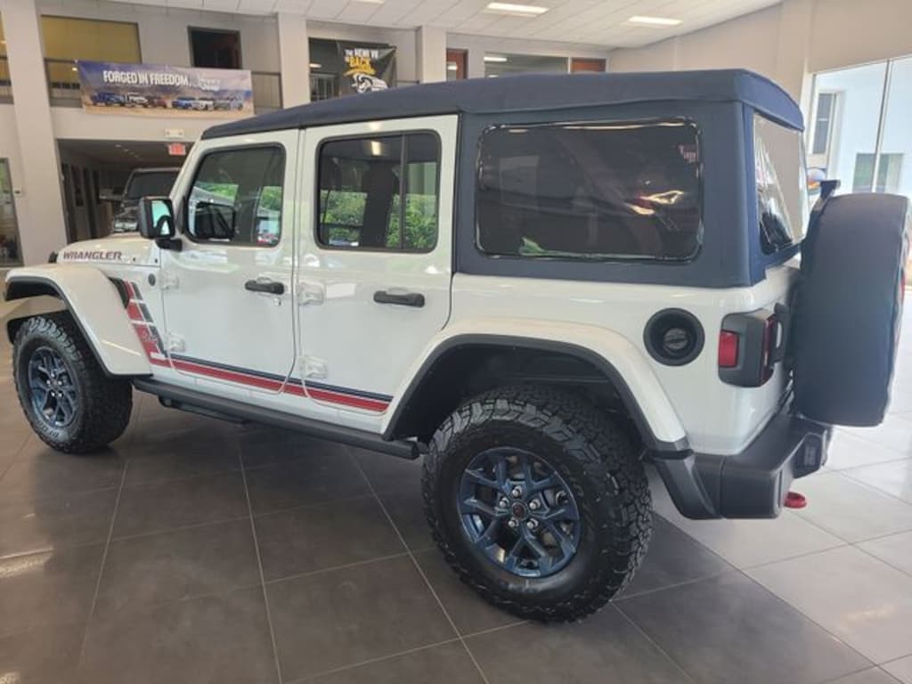 New 2026 Jeep Wrangler 4-Door Willys '41 Sport Utility