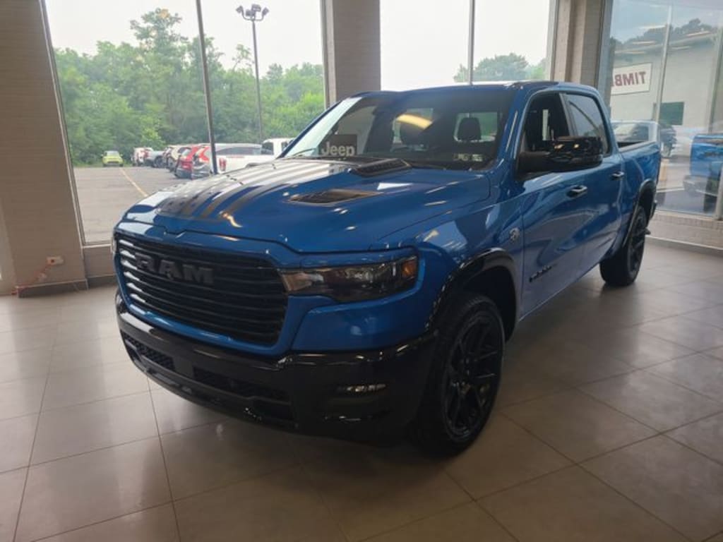 New 2026 Ram 1500 LARAMIE CREW CAB 4X4 5'7 BOX Pickup