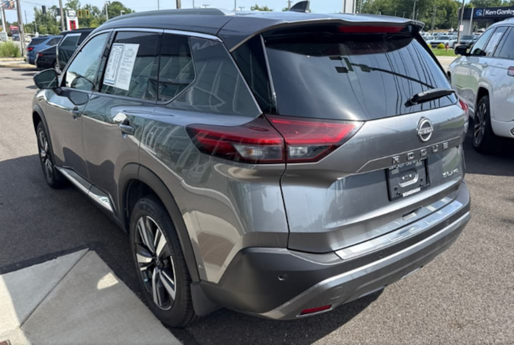 Used 2023 Nissan Rogue SL SUV