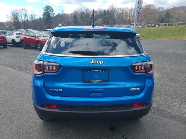 2025 Jeep Compass Latitude photo 4