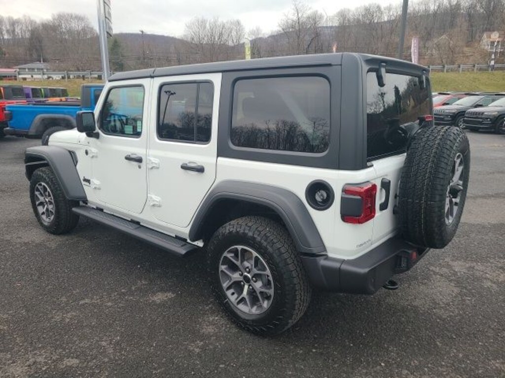 New 2026 Jeep Wrangler 4-DOOR SPORT S Sport Utility