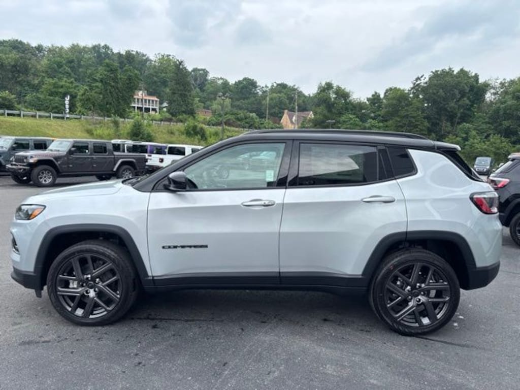 New 2026 Jeep Compass LIMITED ALTITUDE 4X4 Sport Utility