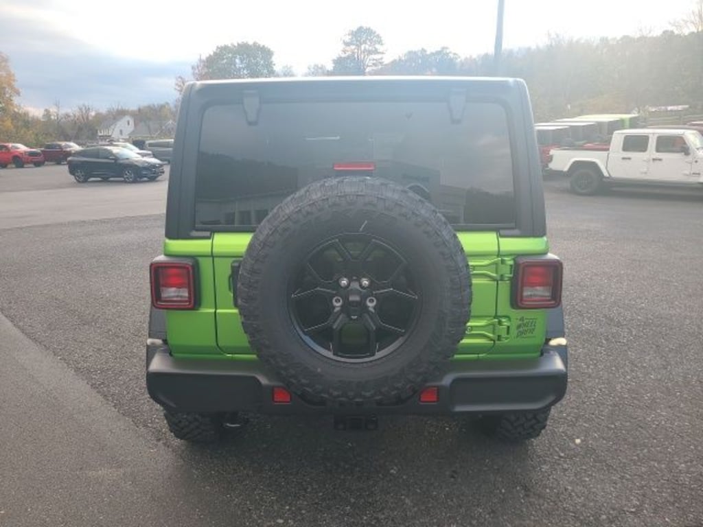 New 2026 Jeep Wrangler 4-DOOR WILLYS Sport Utility
