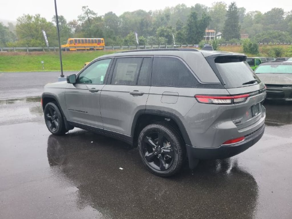 New 2027 Jeep Grand Cherokee Limited Sport Utility