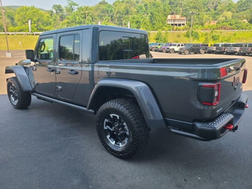 New 2026 Jeep Gladiator RUBICON 4X4 Pickup