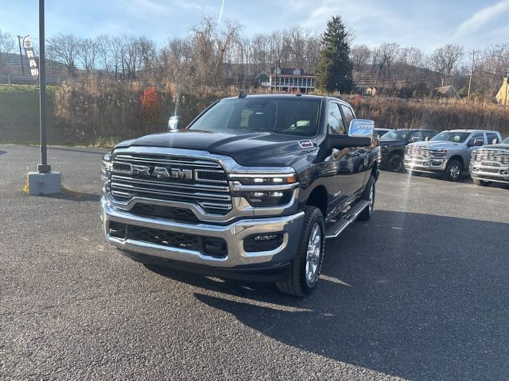 New 2026 Ram 2500 LARAMIE CREW CAB 4X4 6'4 BOX Pickup