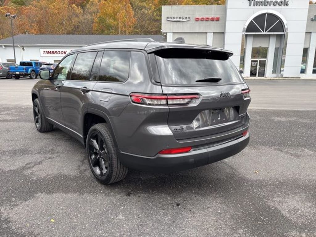 New 2025 Jeep Grand Cherokee L LIMITED 4X4 Sport Utility