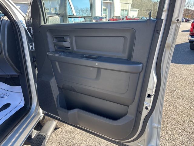 2026 RAM 3500 Tradesman - Photo 19