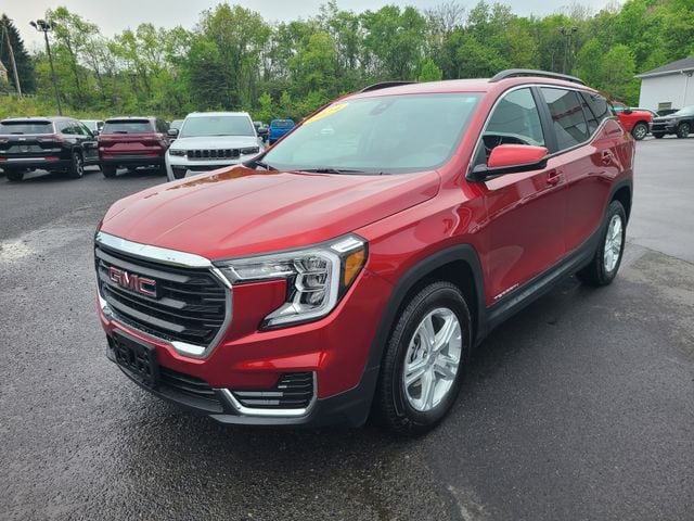 2024 GMC Terrain SLE AWD's photo