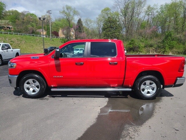 2025 Ram 1500 Big Horn photo 2